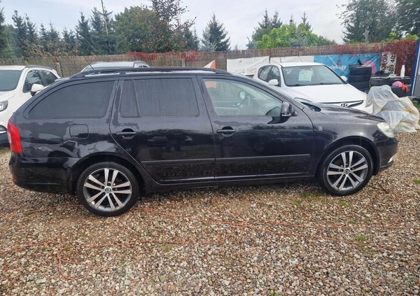 Skoda Octavia cena 22300 przebieg: 170000, rok produkcji 2012 z Mikołajki małe 121